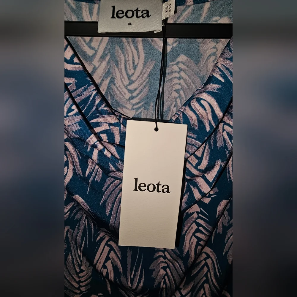 Leota Teal and Pink Feather Pattern Dress - Picture 2 of 2